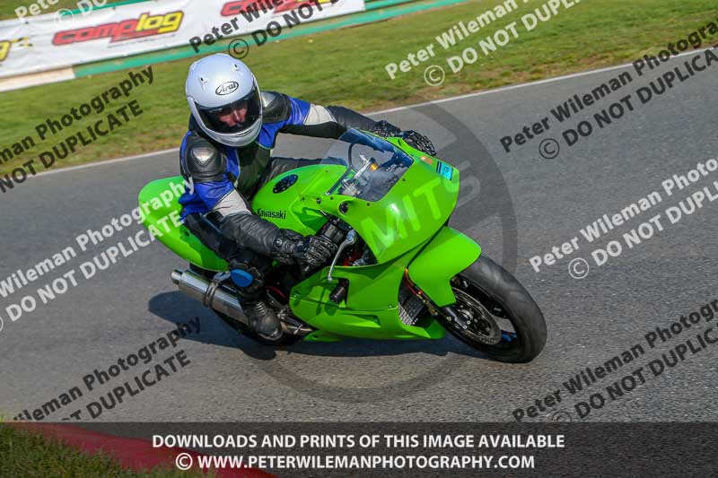 PJM Wedding Photography;enduro digital images;event digital images;eventdigitalimages;mallory park;mallory park photographs;mallory park trackday;mallory park trackday photographs;no limits trackdays;peter wileman photography;racing digital images;trackday digital images;trackday photos